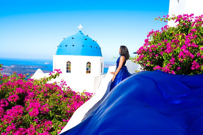 1-Hour Flying Dress Photoshoot, Instagram spots - Stop 1: Imerovigli Views for Clean, Dramatic Photos