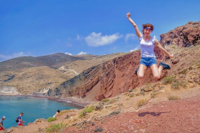 2-Day Santorini Bus Tour with Volcanic Cruise - Two Days That Connect Santorini’s Big Stories
