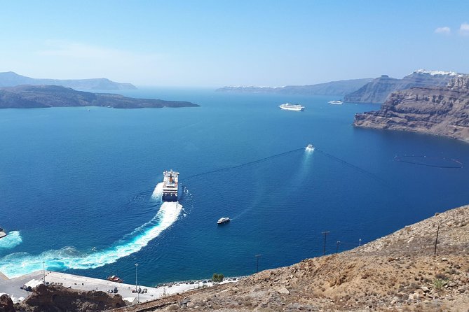 4 Hours Tailor Made Tour in Santorini - Pickup that actually matches how Santorini works