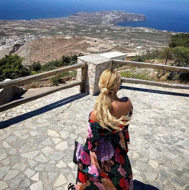 5-Hour Winter Santorini Tour - Imerovigli, the Balcony of the Aegean: cliffs and Skaros Rock viewpoint time