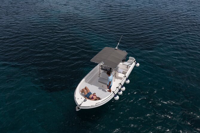 5 Hours Boat Rental in Santorini - Why This 18-Foot Santorini Boat Rental Feels Different