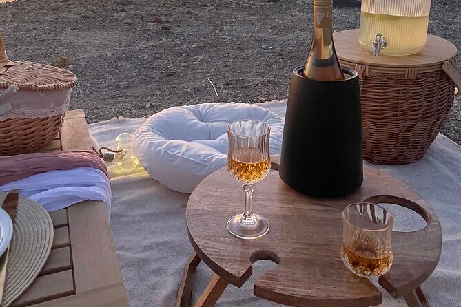 Aesthesis Sunset Picnic – Caldera View Edition - Photos Without the Panic: How to Make It Look Good