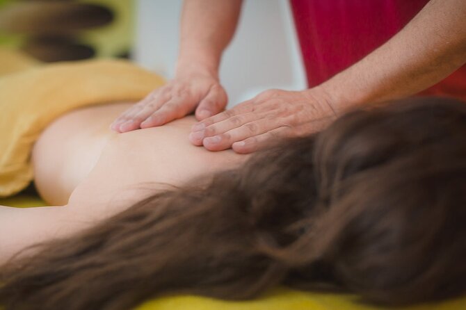 Akrotiri: Couples' Aromatherapy Massage - Timing and the 10-Minute Pre-Session Flow