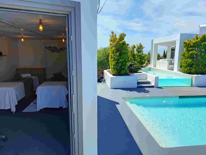 Akrotiri:Departure Day Spa Experience Couples Massage & Pool - A Departure-Day Mini-Holiday in Akrotiri