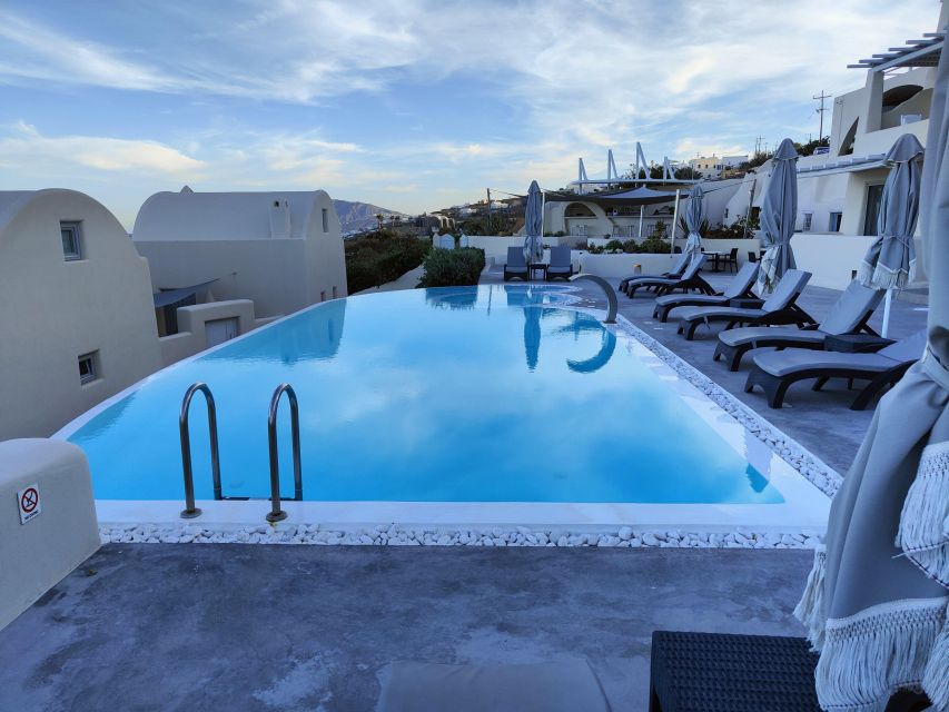 Akrotiri:Departure Day Spa Experience Couples Massage & Pool - Therapist Gender Requests and How the Spa Works