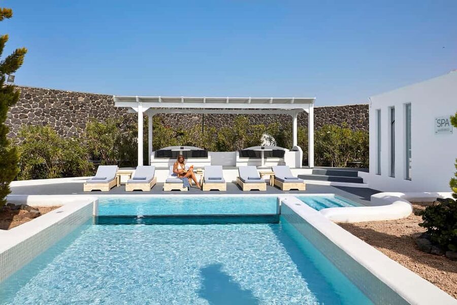 Akrotiri:Departure Day Spa Experience Couples Massage & Pool - Who This Couples Massage and Pool Package Fits Best