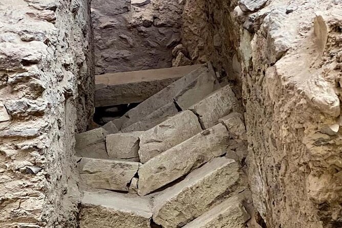 Akrotiri Family Treasure Hunt ,kid friendly Archeology Adventure - Timing, walking pace, and how to get what your family wants