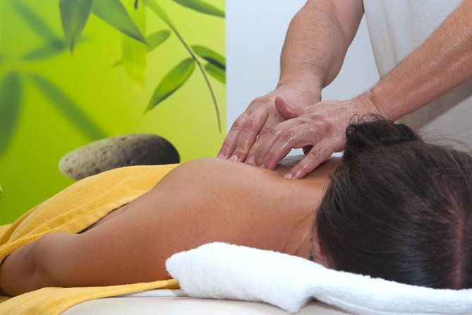 Akrotiri: Singles' Aromatherapy Massages - A 1-Hour Reset in Akrotiri: What This Massage Actually Does