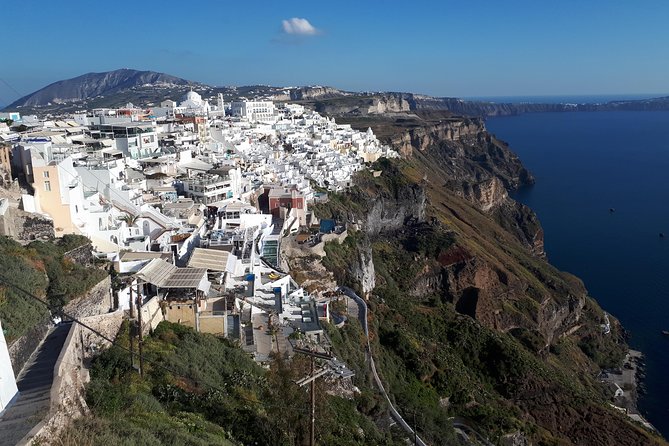 Amazing sightseeing in Santorini 2022 - The driver and local stories: how the trip becomes more than transport