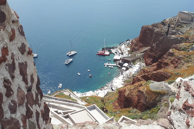 Amazing sightseeing in Santorini 2022 - Pickup, private group size, and the value of paying per group