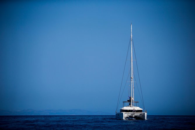 Beautiful Day Catamaran Caldera Cruise incl. Meal & Drinks - Greek BBQ and Open Bar at Sea: Why the Meal Inclusion Is a Big Deal