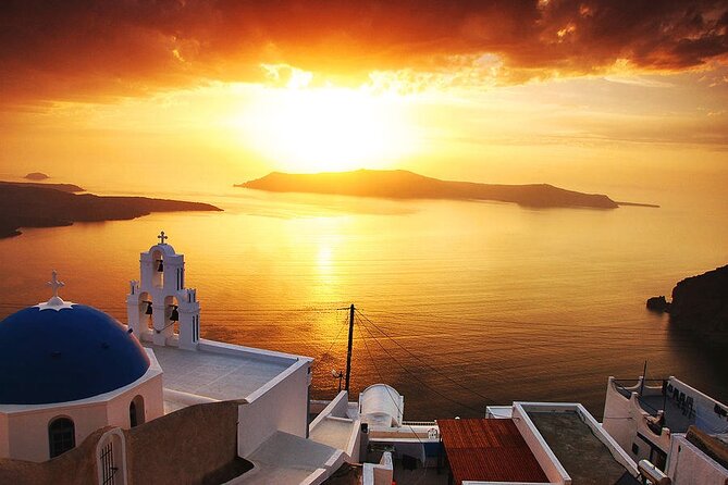 Best of Santorini in 4 Hours – Private Local Experience - Akrotiri Lighthouse: Cliffs, Sea Views, and a Breather From the Main Roads