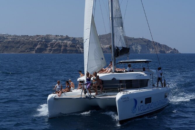 Caldera Cruise with Swim Stops, BBQ on board and drinks! - Price and value: why $122.56 can be a good deal