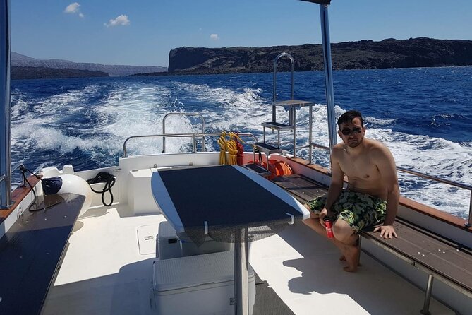 Caldera Private Cruise & Volcano Hike - Weather and refunds: when plans change