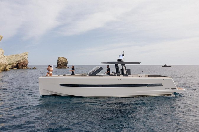 Caldera Private Cruise with Fjord 52 - Price and Value: $967.44 Per Person Is the Real Question