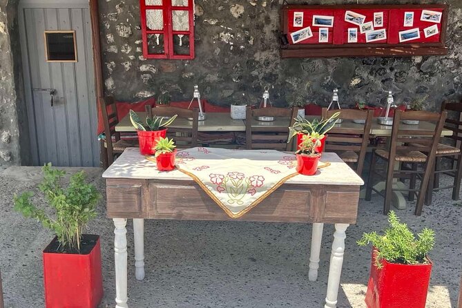 Cooking Class in Traditional cave house in Santorini! - FAQ
