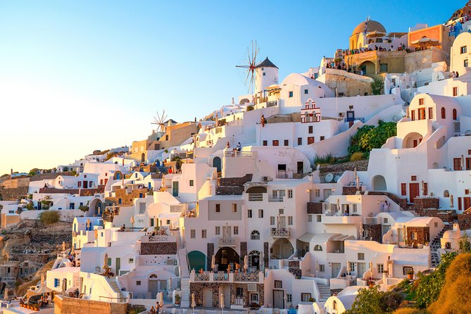 Discover Santorini in a Day- Private Tour 6 hours - Oia: the caldera signature stop where timing matters