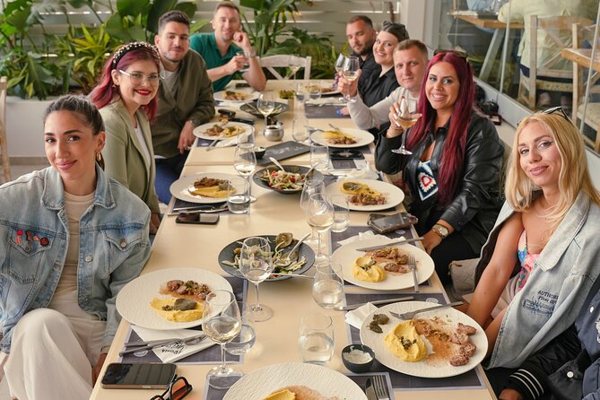 Enchanting Santorini A Journey Through History and Scenery - Aroma Avlis lunch: the one big extra bill