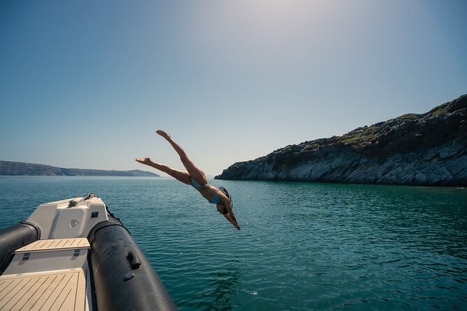 Exclusive cruise experience in Santorini - Why this Santorini caldera cruise feels different from the big-boat days