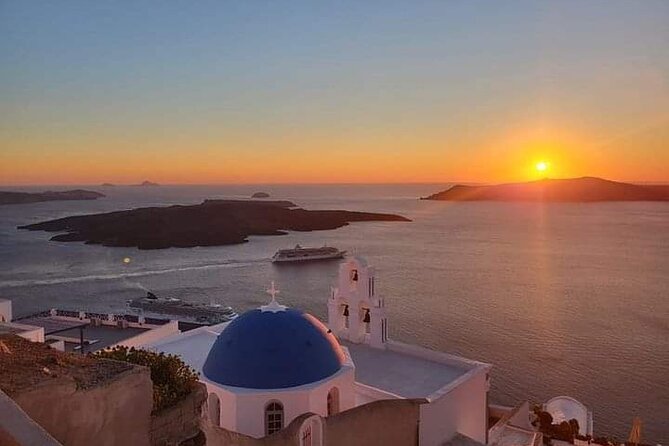 Explore Santorini in 3 hours With a Local Guide - Key things that make this 3-hour Santorini tour work