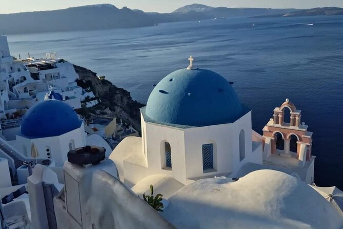 Explore Santorini in 3 hours With a Local Guide - Stop 2: Imerovigli’s caldera viewpoint for calmer photos