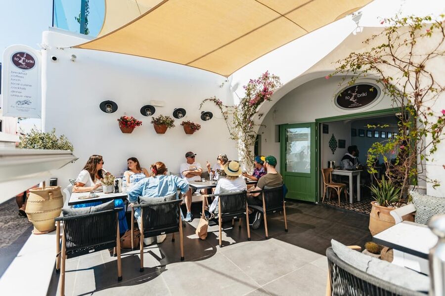 Fira: Guided Foodie Walking Tour with Tastings - Market Time and a Caldera-View Midday Meal
