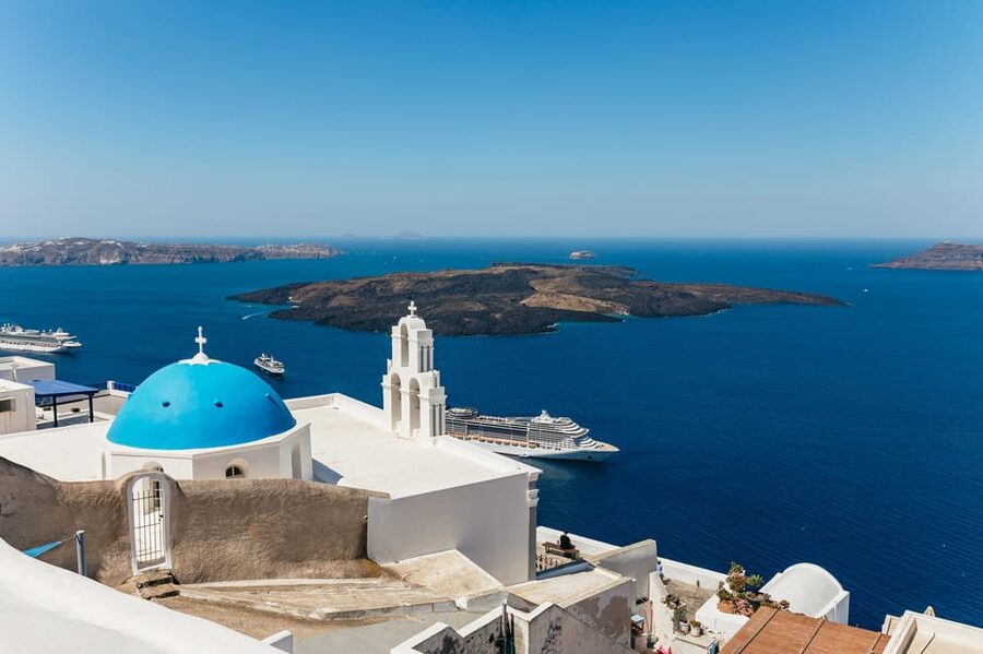 Fira: Guided Foodie Walking Tour with Tastings - Farewell Gift and the Santorini Map: Practical Value After You Eat