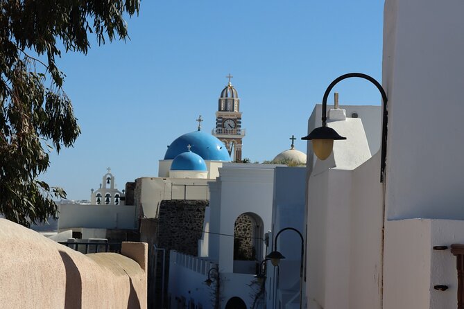 Fira Walking Tour: Explore Top Sights & Hidden Gems - Stop 1: Holy Metropolitan Church of Ypapanti (Ieros Mitropolitikos Naos Thiras)