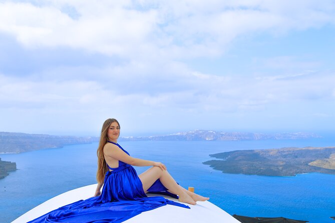 Flying Dress Photoshoot Experience in Santorini with pick up - Photo Delivery: Same-Day Proofs and Edited Favorites