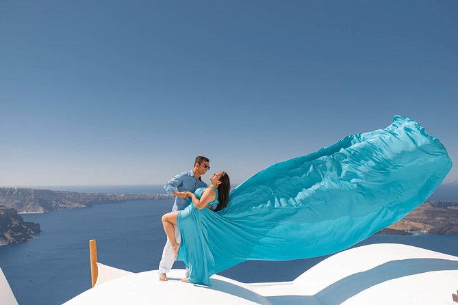 Flying Dress Photoshoot in Santorini - How long it takes and how to choose your shoot time