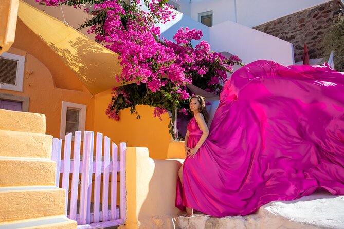 Flying Dress Photoshooting Santorini - Should you book this flying dress photoshoot in Santorini?