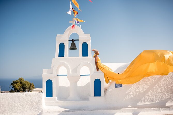 Flying Dress Private Photoshoot Santorini - The One-Hour Flow: How the Session Usually Feels
