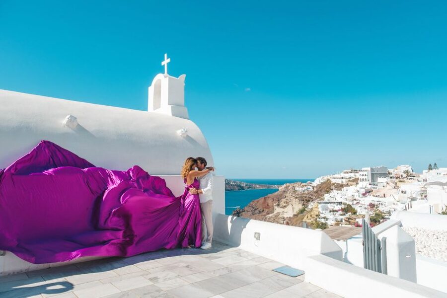 Flying Dress Santorini Photoshoot - Posing help that makes the dress look natural