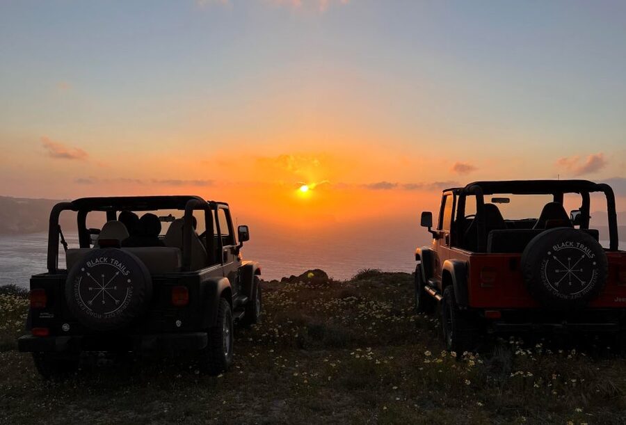 From Fira: Santorini Wrangler Jeep Convoy Tour & Villages - Akrotiri viewpoints: panoramic climbs and the second drone session