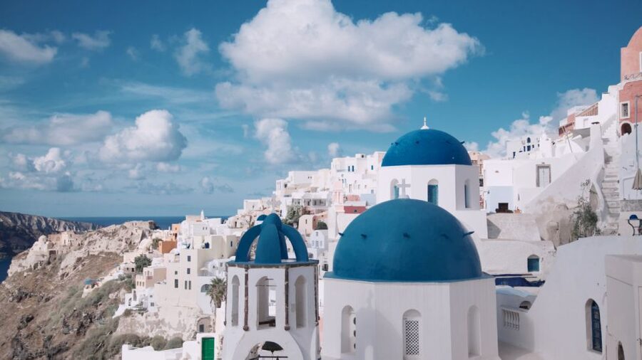 From Heraklion/Crete: Santorini Island Guided Day Trip - Oia first: why this town works better with a guide