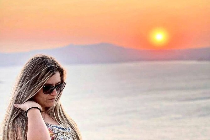 Half Day Santorini Insta Private Tour inspired by Infuencers - Oia’s Blue Streets: The Best Place to Start Your Photos