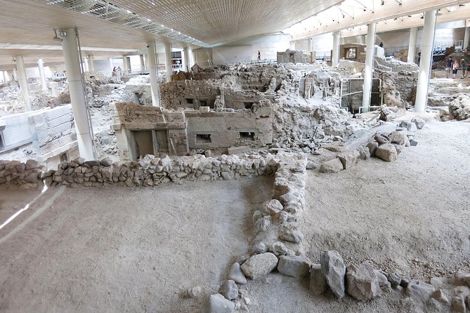 Half-Day Santorini South Coast and Akrotiri Tour from Fira - Akrotiri: walking into a Bronze Age “time capsule”