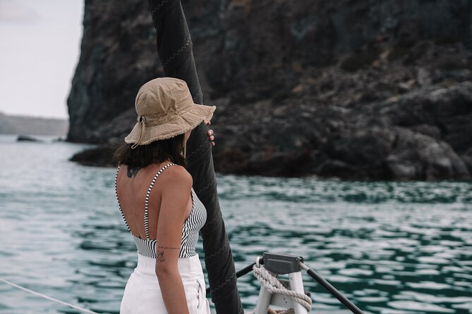Half-Day Tailor-made Private Catamaran Cruise in Santorini - Food and crew: why the names keep coming up