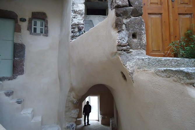 Hidden villages: Private tour 5-Hour - Emporio: the largest south-side village with Venetian defense echoes