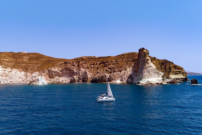 Luxury Caldera Cruise with a rich BBQ meal and drinks! - Should you book Volcano Yachting’s luxury caldera cruise?