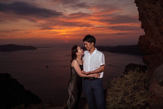 Magical Proposal Photoshoot In Santorini - Meeting point at Mama Lena (Imerovigli): keep your plan simple