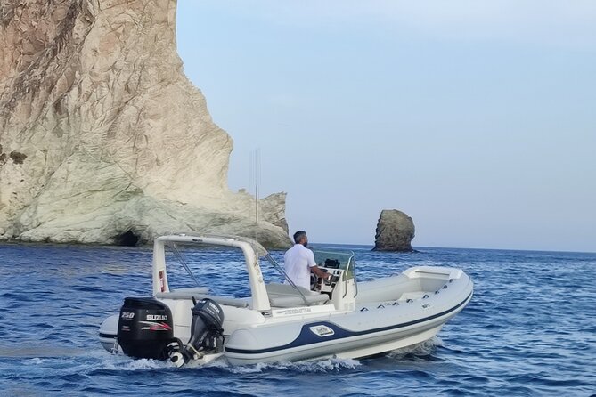 Morning or Afternoon 3hour Private boat Tour in Santorini - Setting sail from Ammoudi: the 3-hour rhythm that makes this work