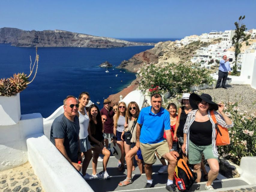 North Santorini: Private Tour with Oia Sunset by Natives - Comfort, rules, and what to pack for 4 hours