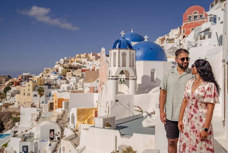 Oia: Couple Photoshoot Seprate Entrance to Blue Dome - Who should book this Oia couple photoshoot (and who might not)