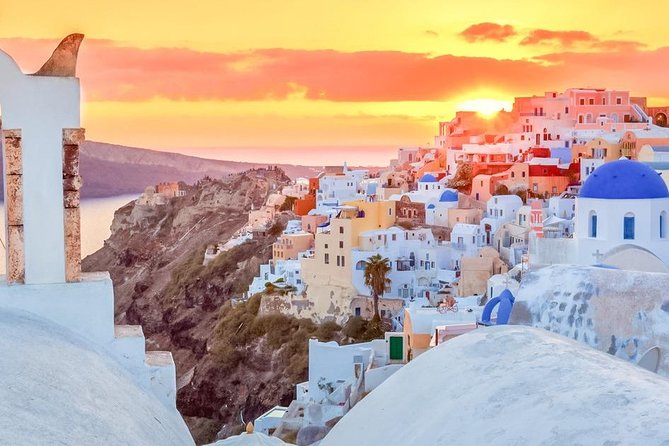 Oia Sunset Roundtrip Transfers - Comfort, Group Size, and the Calm of Air-Conditioning