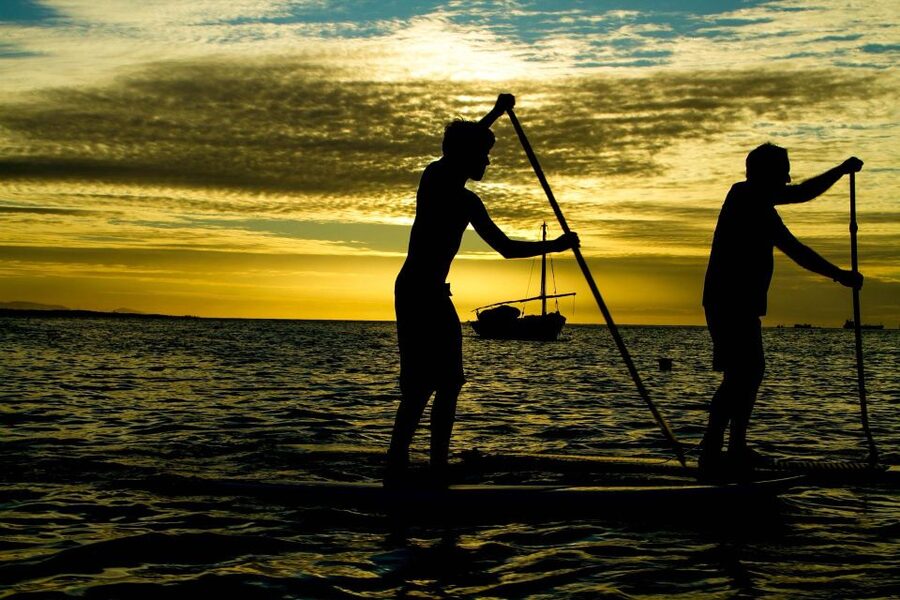 Paddle Board Rental: Glide on the Water with Ease - Getting Set Up: Boards, Life Jackets, Lockers, and Safety Boundaries