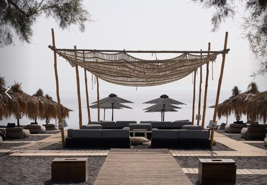 Perivolos: Beach Experience at Wet Stories - Bar and Restaurant Time: Mediterranean Dishes and Signature Cocktails