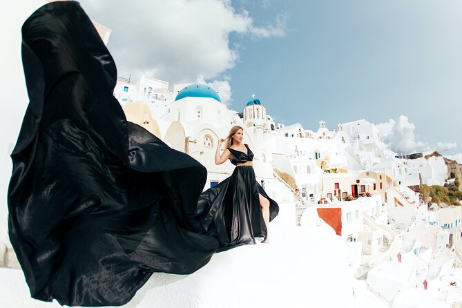 Photoshoot in Flying Dresses in Santorini - Photos Delivery and Lightroom Edits: What You’ll Actually Receive