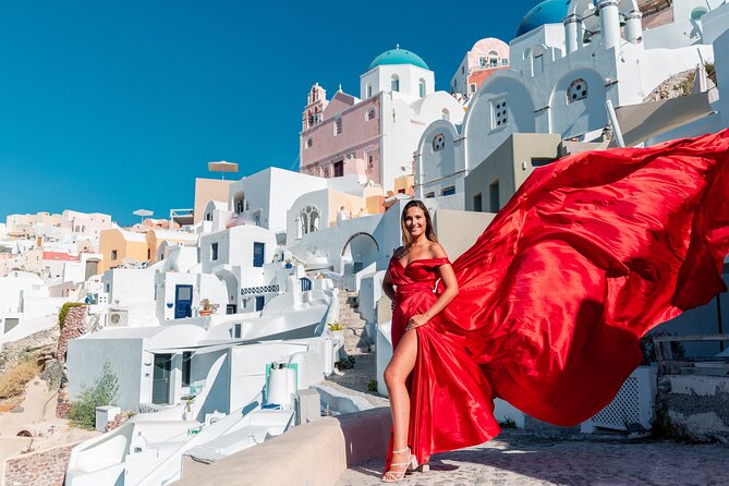 Photoshoot in Flying Dresses in Santorini - Small Risks to Know: Dress Condition, Communication, and Dress Colors