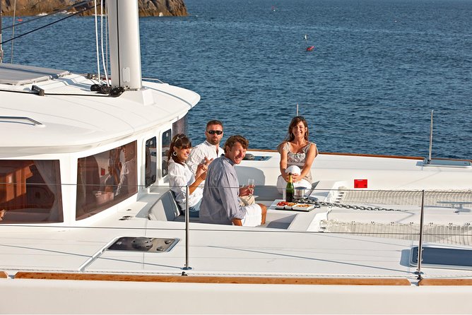 Premium Santorini Private Day Tour Elba 45, BBQ, drinks, transfer - Hotel pickup and the 9:45 start: how you actually stay relaxed